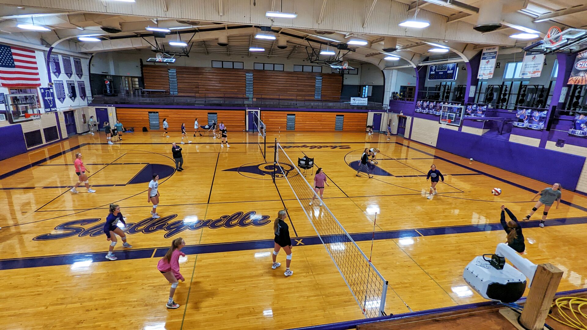 Shelbyville volleyball.jpg